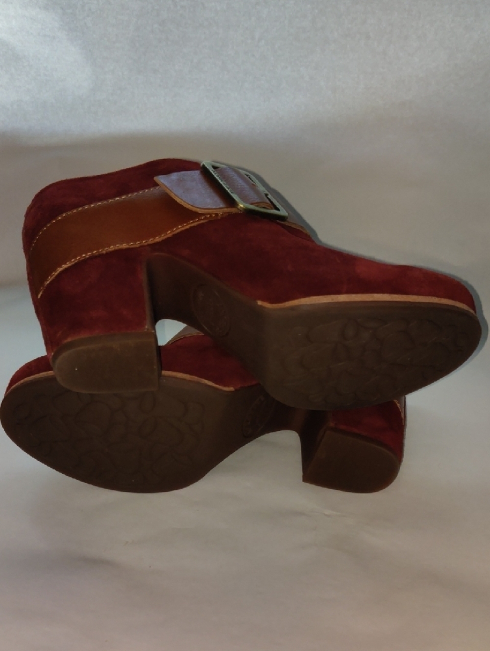 Kork-Ease Women's Burgundy Suede Clog with Tan Leather Strap Size 7 - Picture 9 of 12
